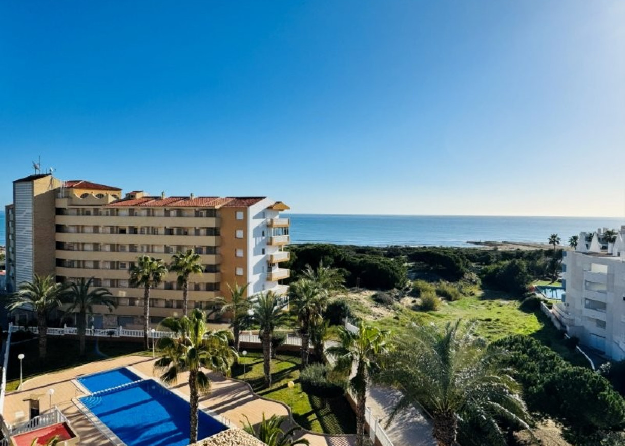 Resale - Penthouse - La Mata - Alanis
