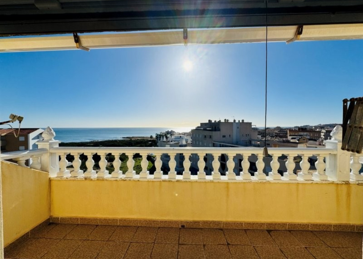 Resale - Penthouse - La Mata - Alanis
