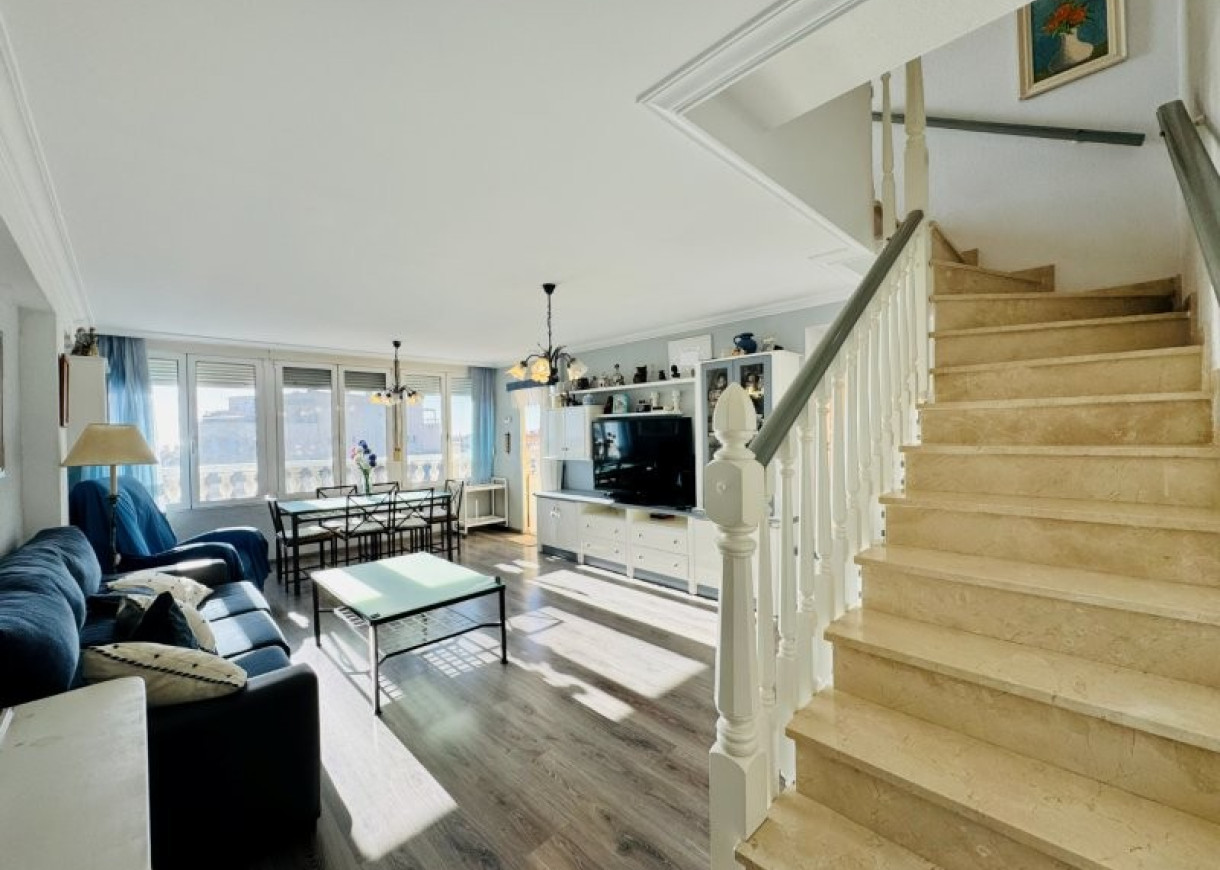 Resale - Penthouse - La Mata - Alanis