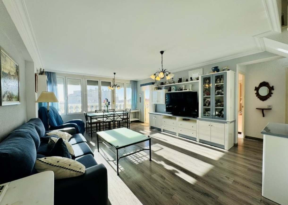 Resale - Penthouse - La Mata - Alanis