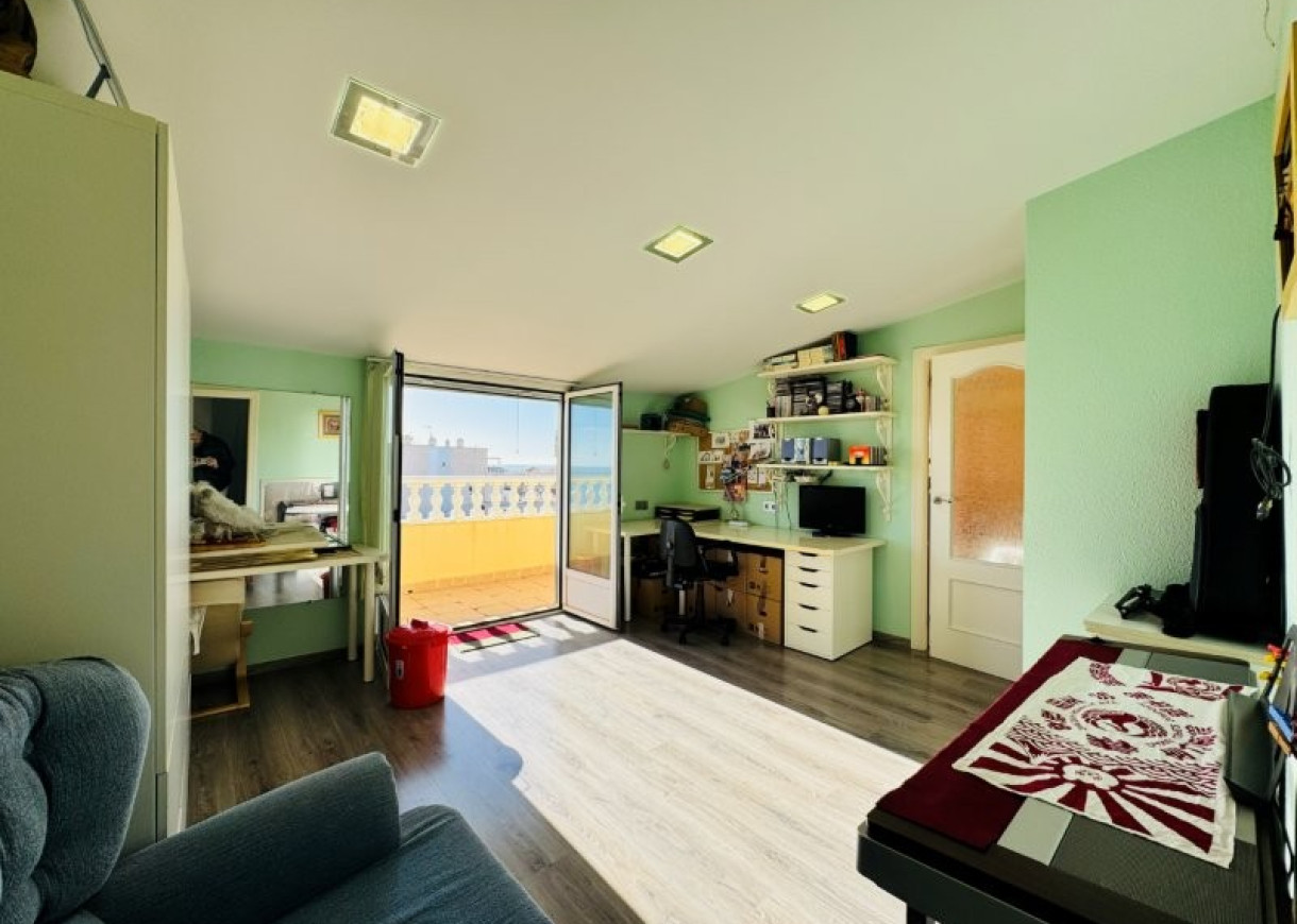 Resale - Penthouse - La Mata - Alanis