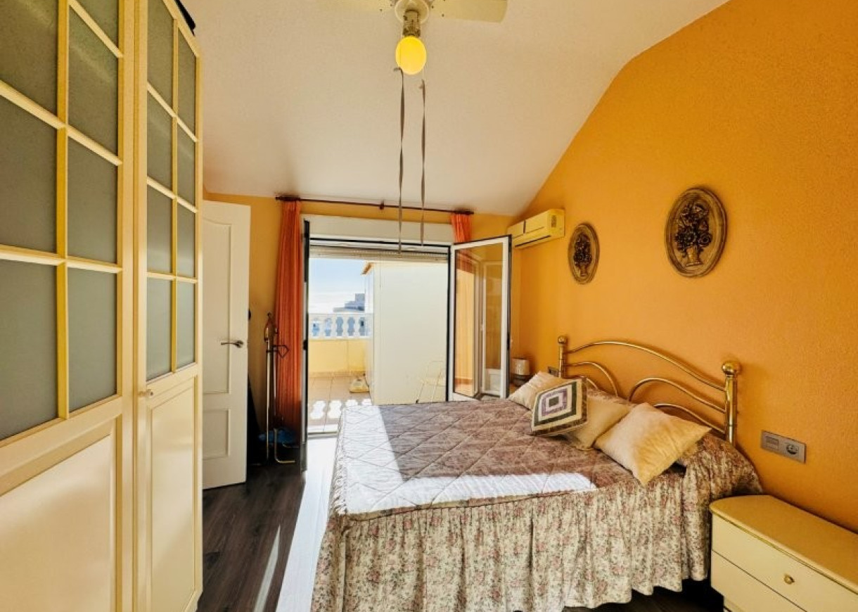 Resale - Penthouse - La Mata - Alanis