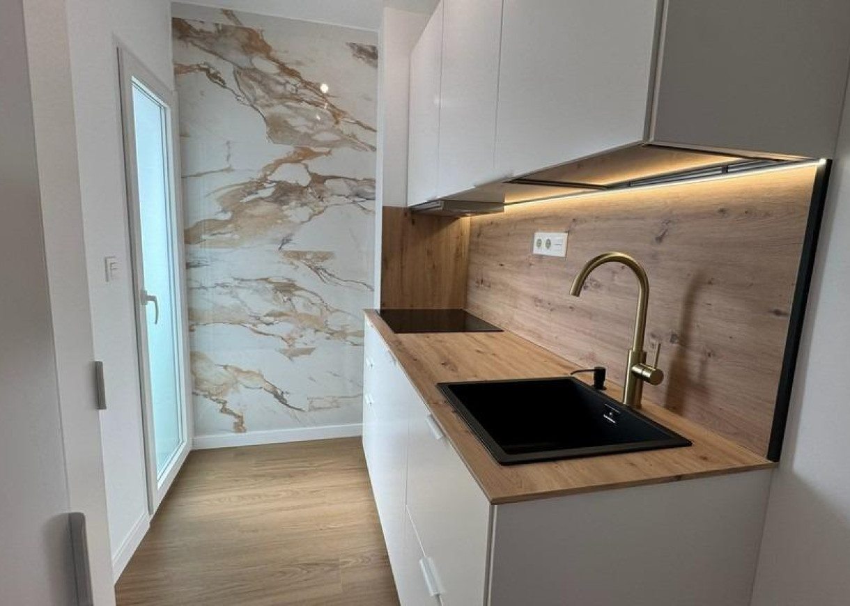 Resale - Apartment - Torrevieja - Punta prima