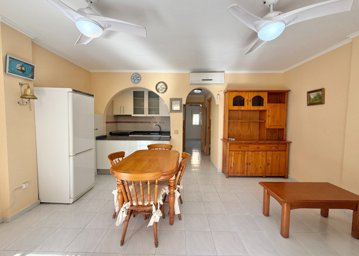 Resale - Apartment - Torrevieja - Torreblanca