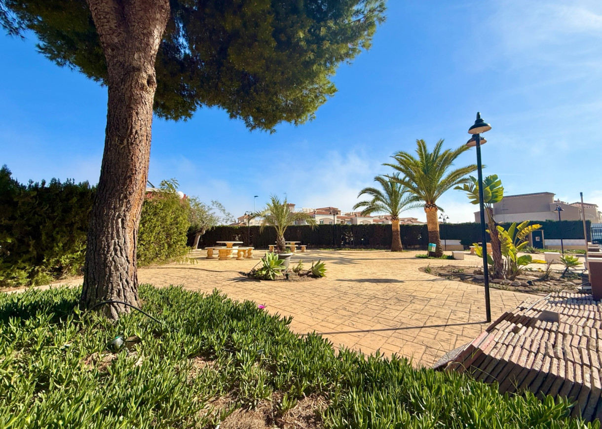Resale - Apartment - Torrevieja - Torreblanca