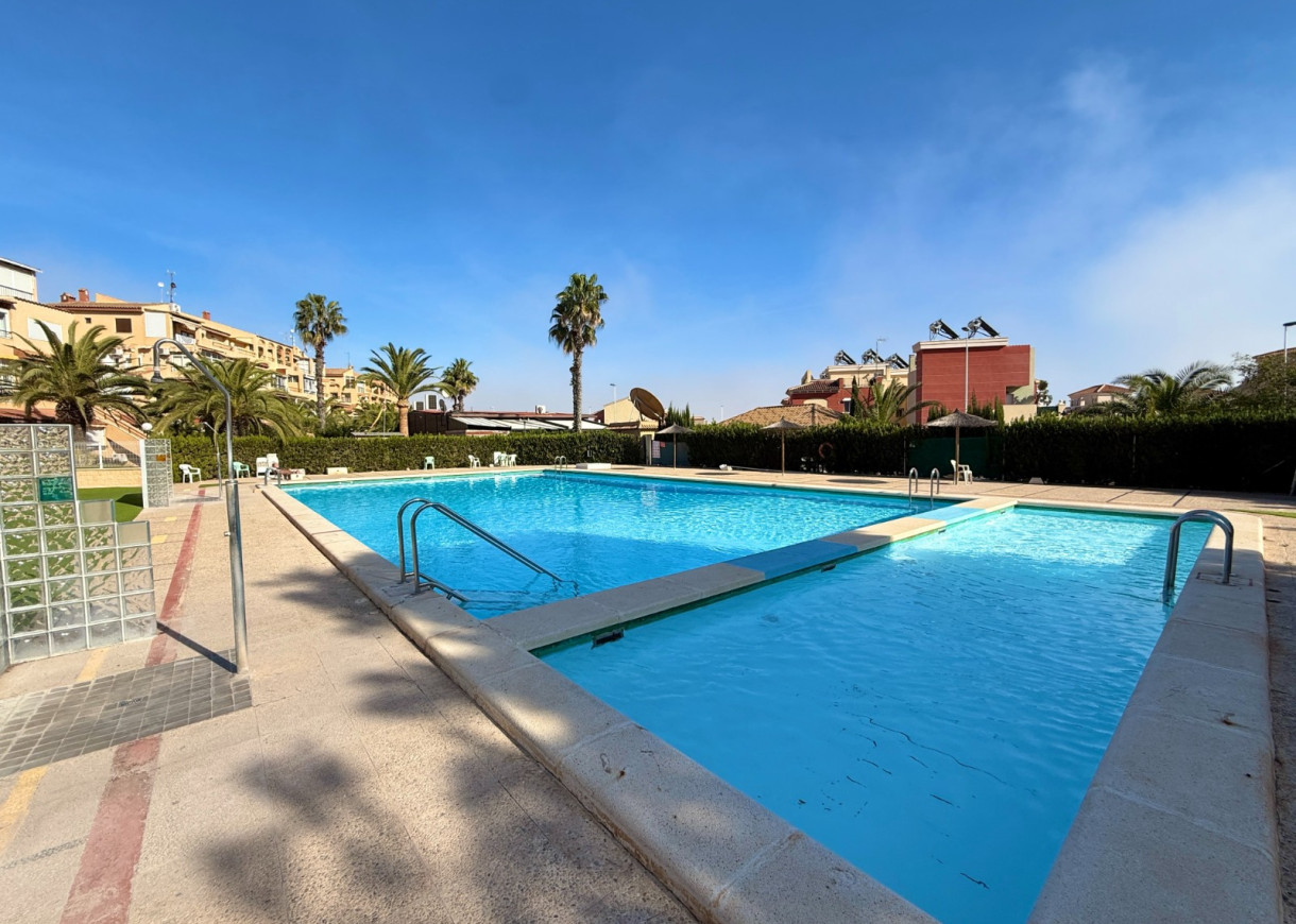 Resale - Apartment - Torrevieja - Torreblanca