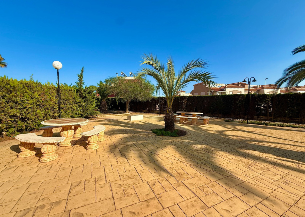 Resale - Apartment - Torrevieja - Torreblanca