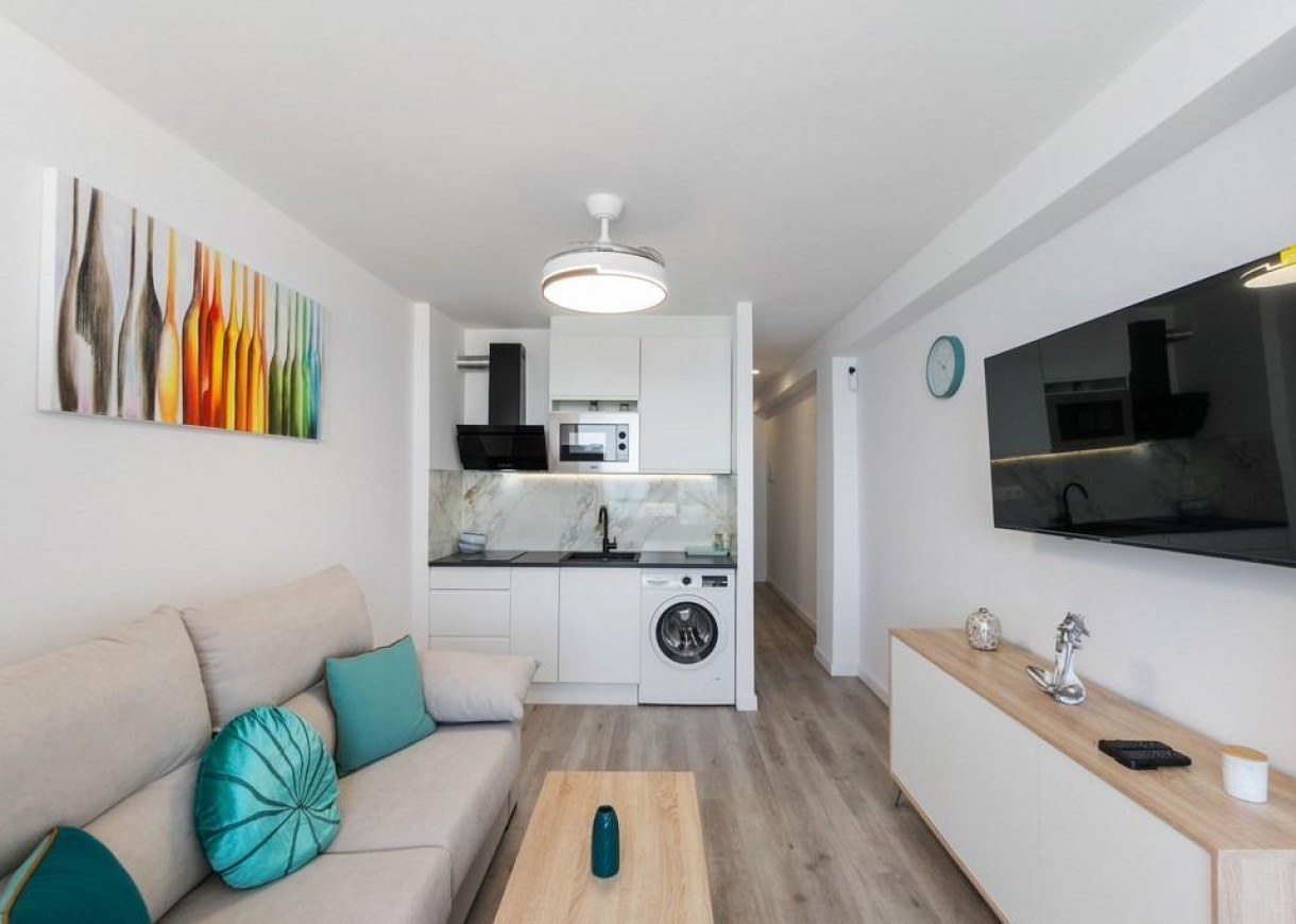 Resale - Apartment - Torrevieja - Cabo cervera