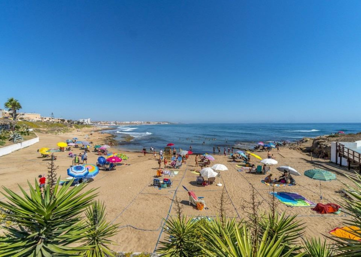 Resale - Apartment - Torrevieja - Cabo cervera