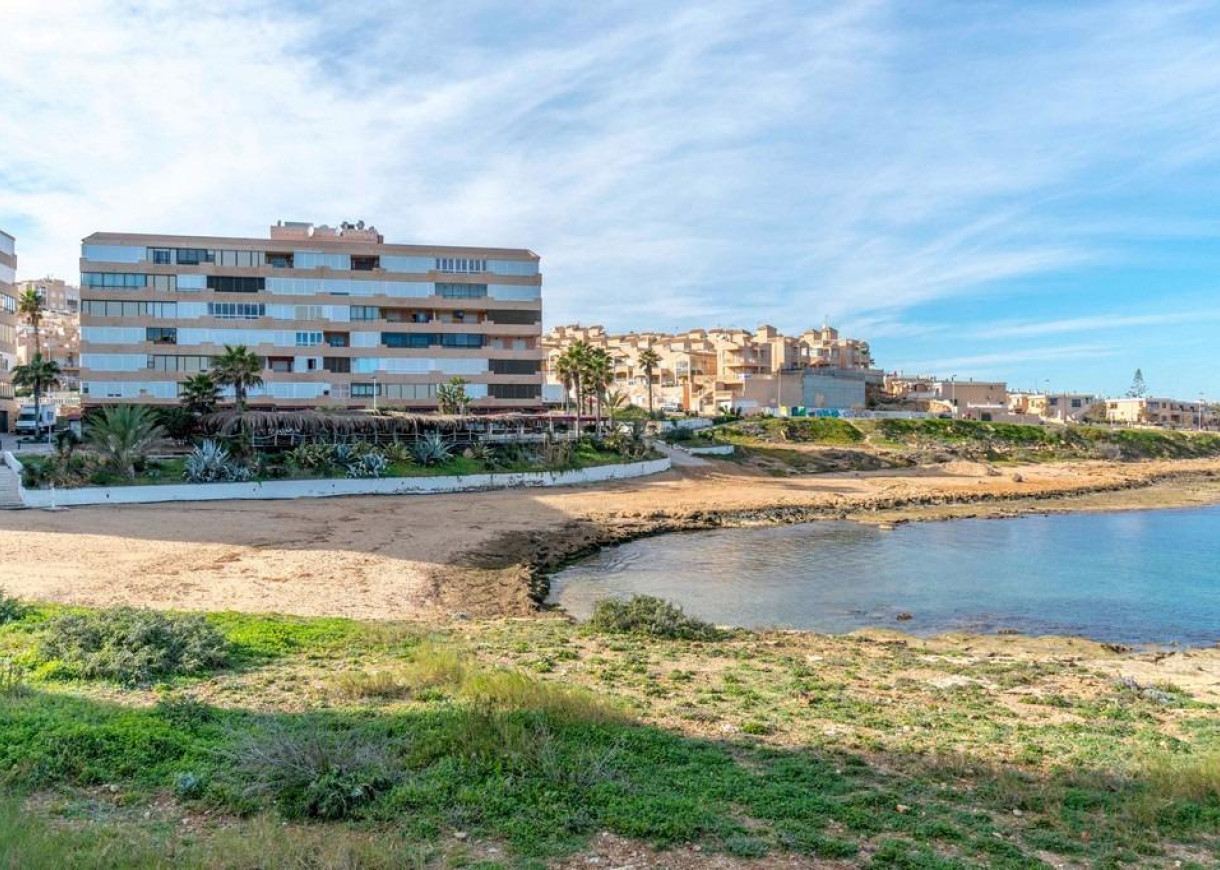 Resale - Apartment - Torrevieja - Cabo cervera