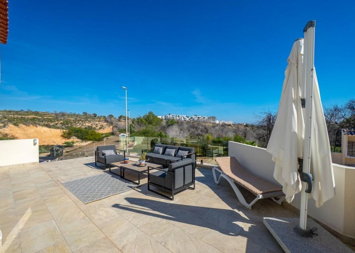 Resale - Villa - Orihuela Costa - Las Ramblas