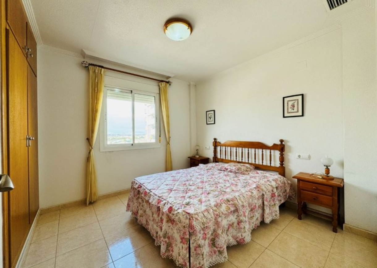 Resale - Apartment - Torrevieja - Centro