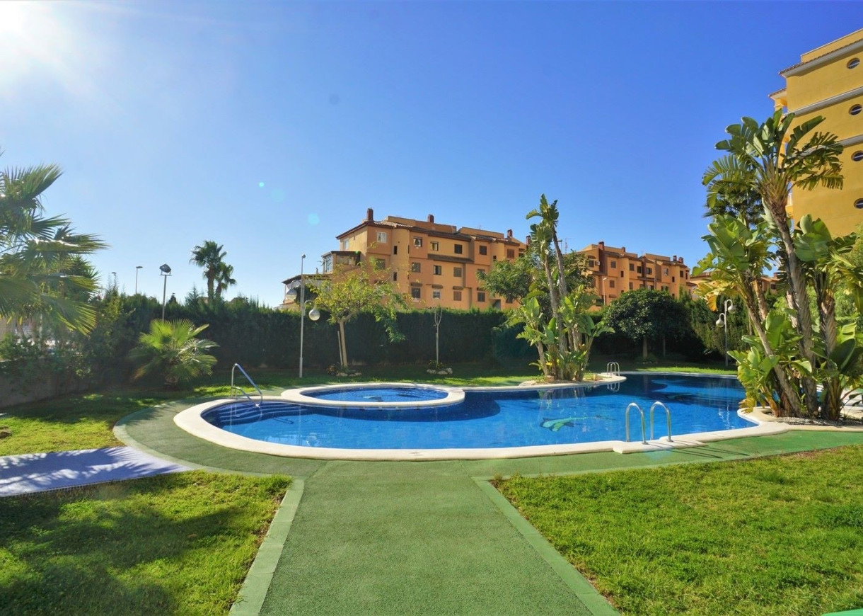 Resale - Apartment - Torrevieja - Torreblanca