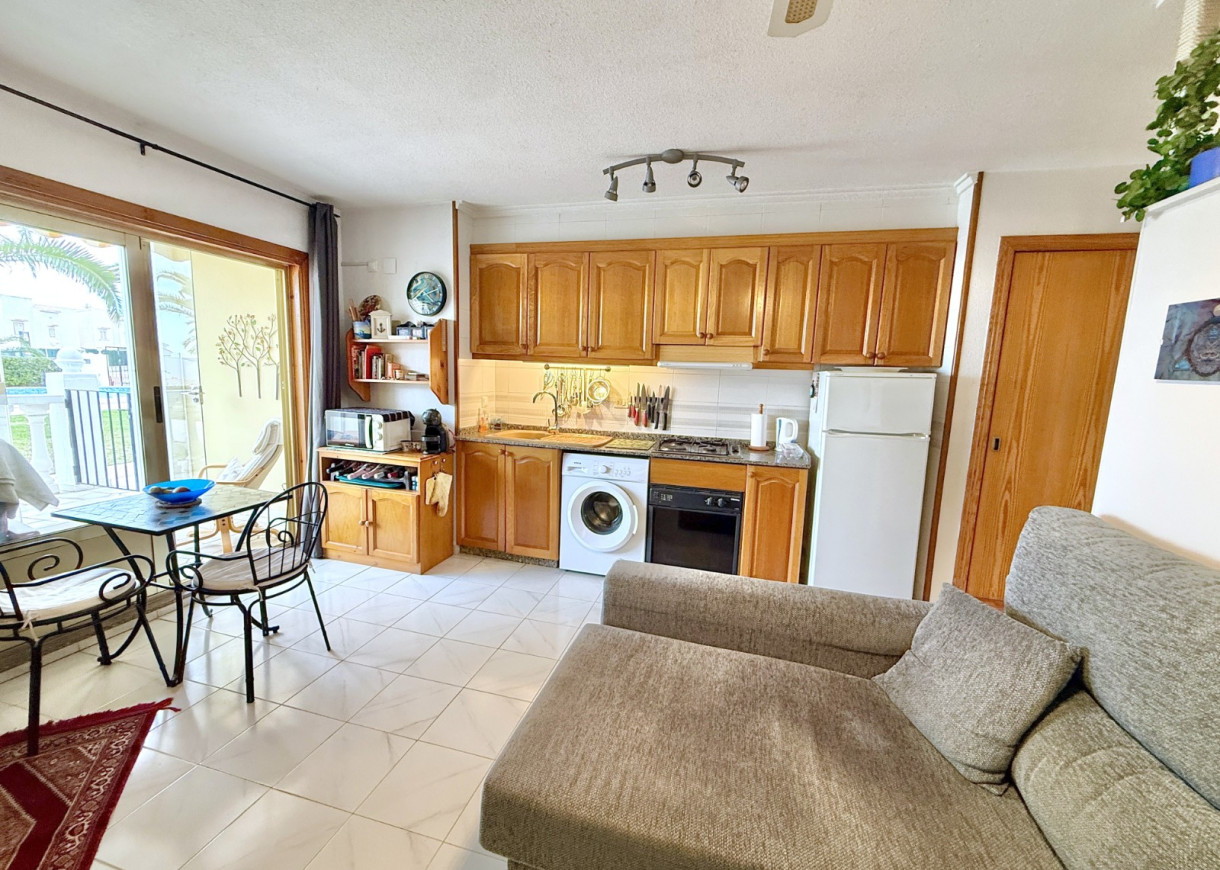 Resale - Apartment - Torrevieja - Torreblanca