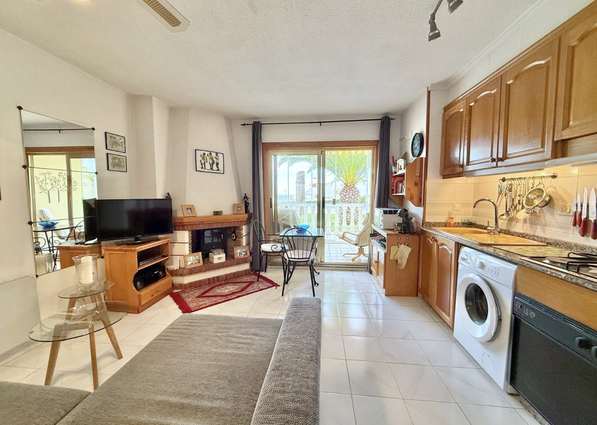 Resale - Apartment - Torrevieja - Torreblanca