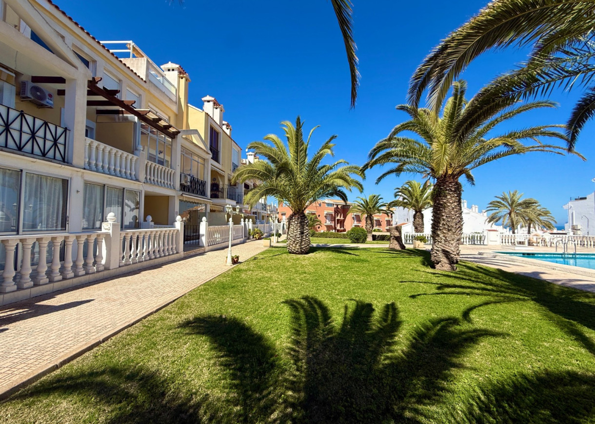 Resale - Apartment - Torrevieja - Torreblanca