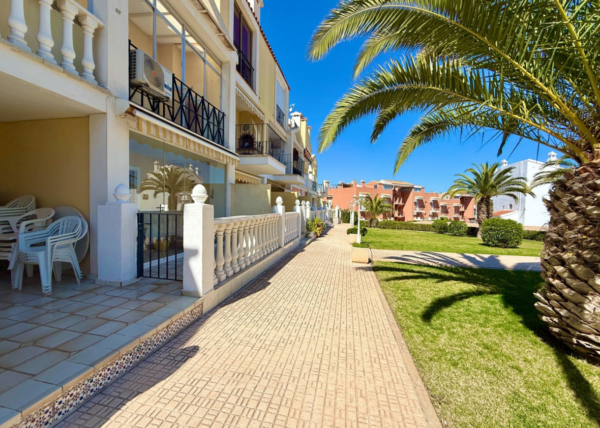 Resale - Apartment - Torrevieja - Torreblanca