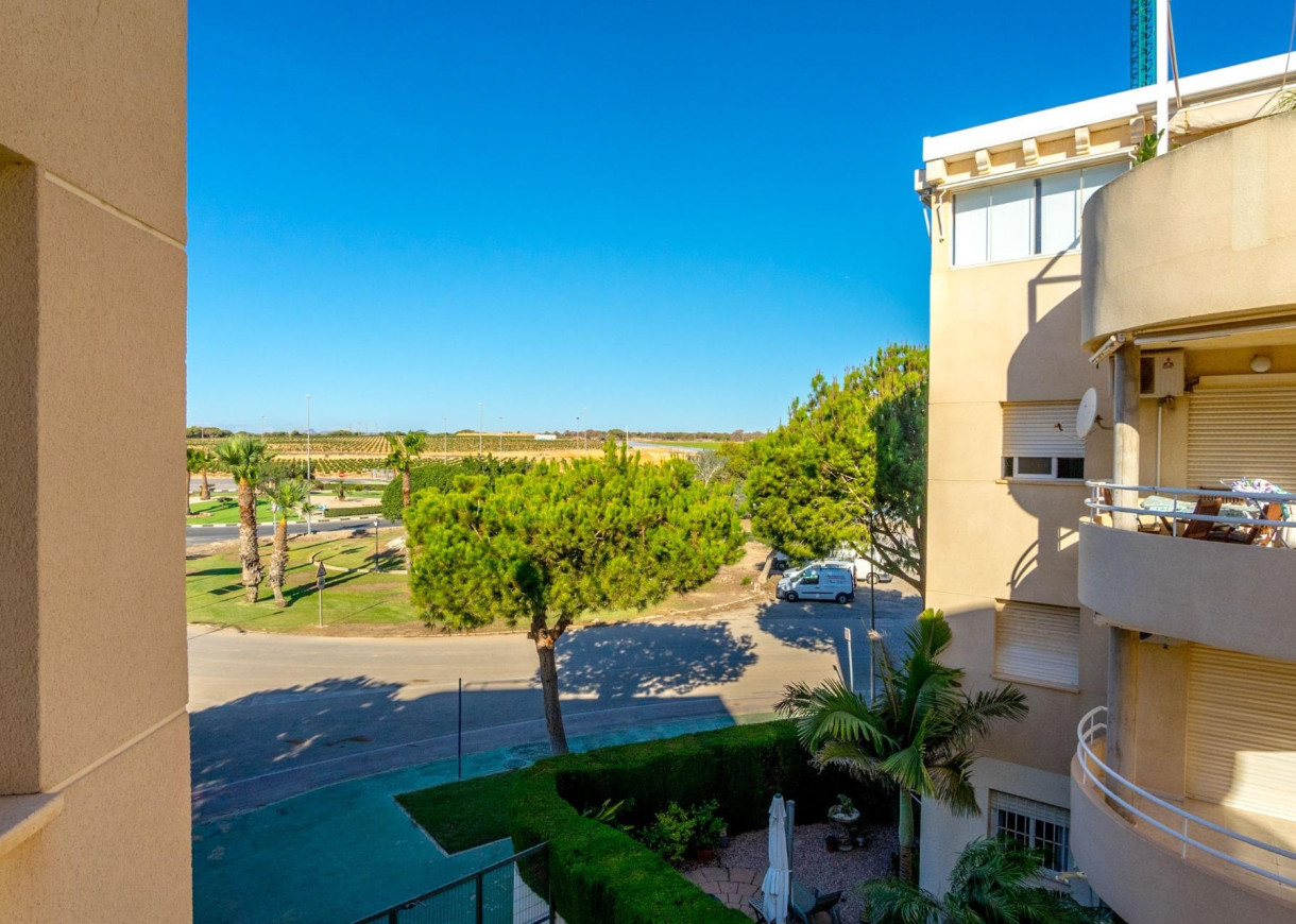 Resale - Apartment - Orihuela Costa - Altos de Campoamor