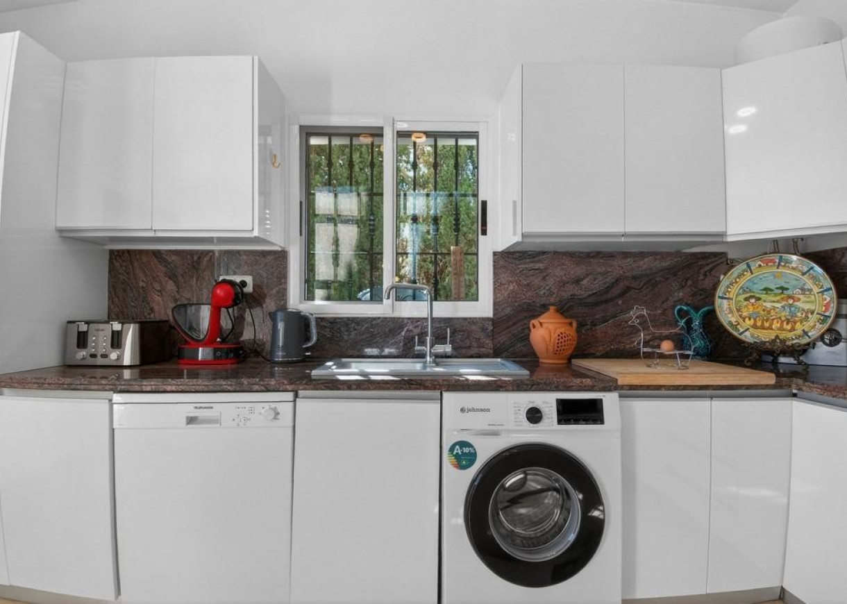 Resale - Villa - Orihuela Costa - Las Ramblas