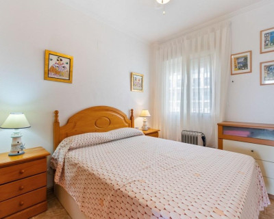 Resale - Apartment - Orihuela Costa - Campoamor