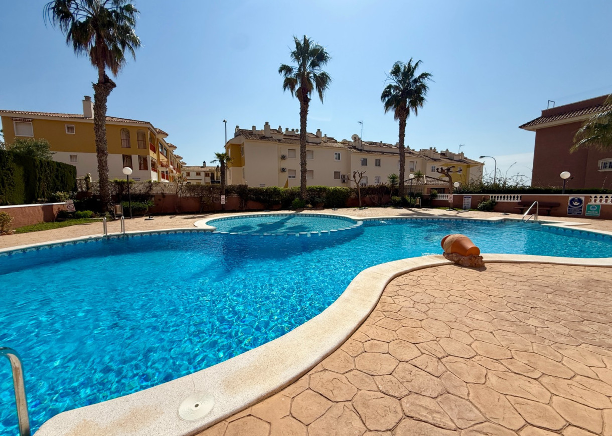 Resale - Apartment - Torrevieja - Torreblanca
