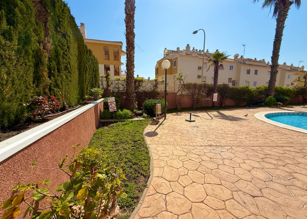 Resale - Apartment - Torrevieja - Torreblanca