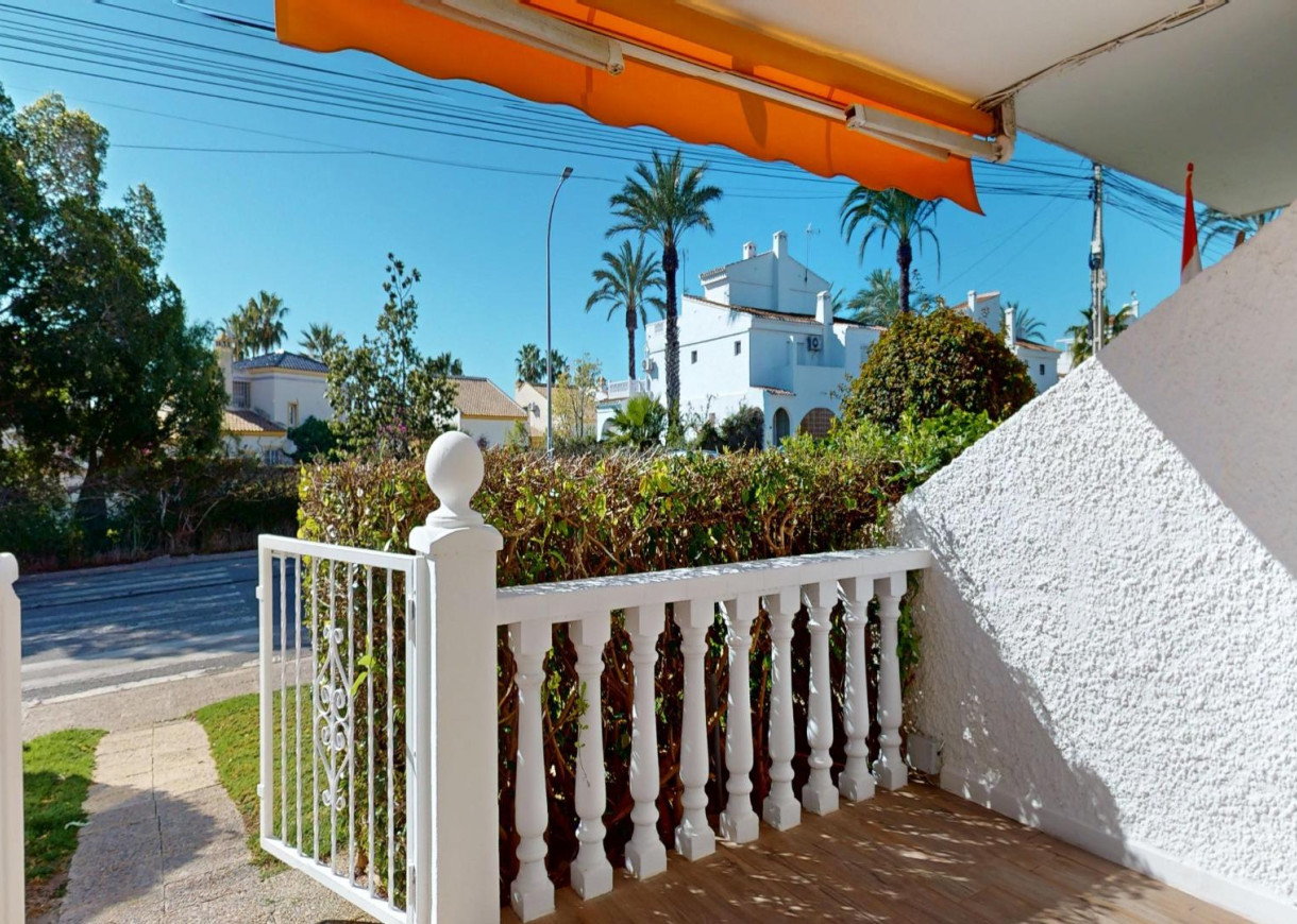 Resale - Bungalow - Orihuela Costa - Villamartín-Las Filipinas