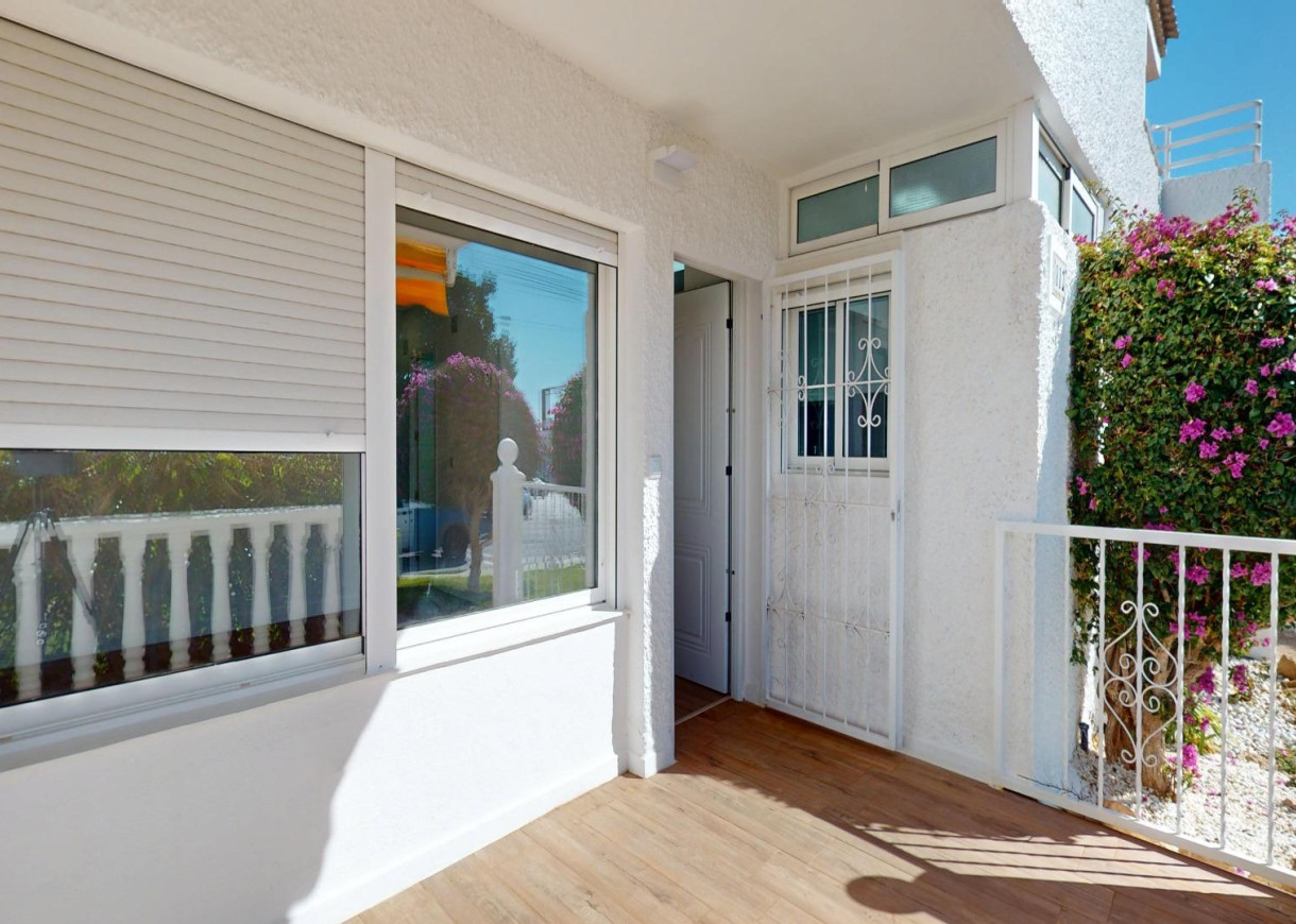 Resale - Bungalow - Orihuela Costa - Villamartín-Las Filipinas