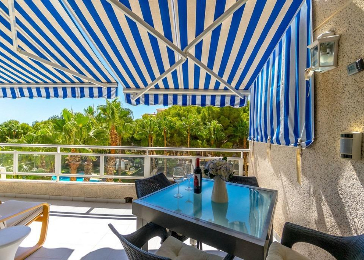 Resale - Apartment - Orihuela Costa - Altos de Campoamor