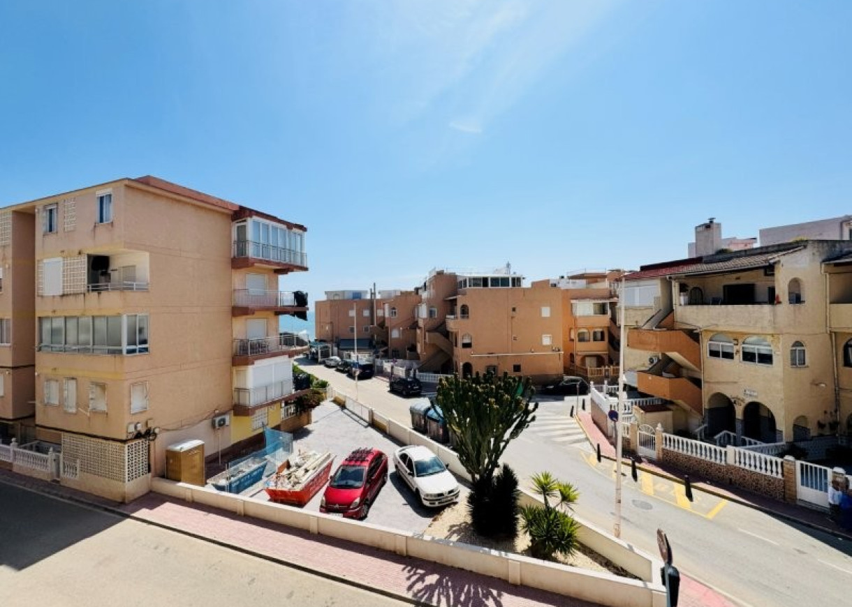 Resale - Apartment - La Mata