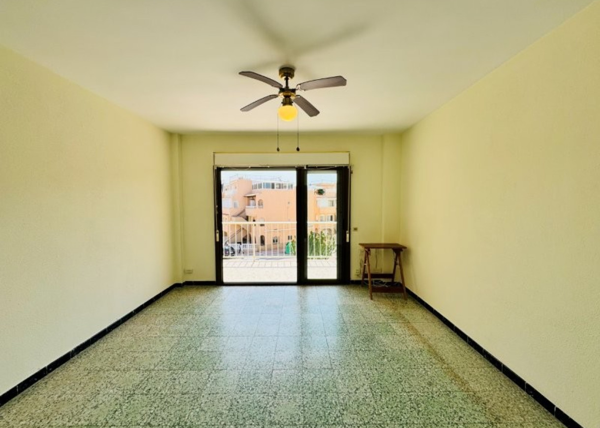 Resale - Apartment - La Mata