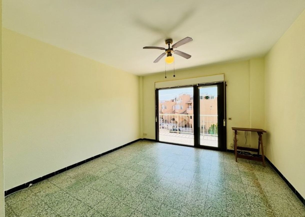 Resale - Apartment - La Mata