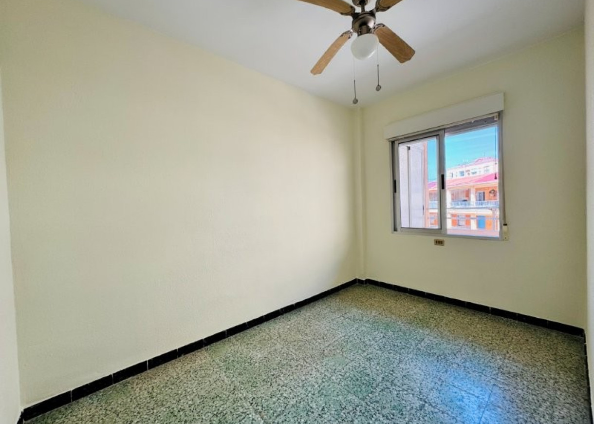 Resale - Apartment - La Mata