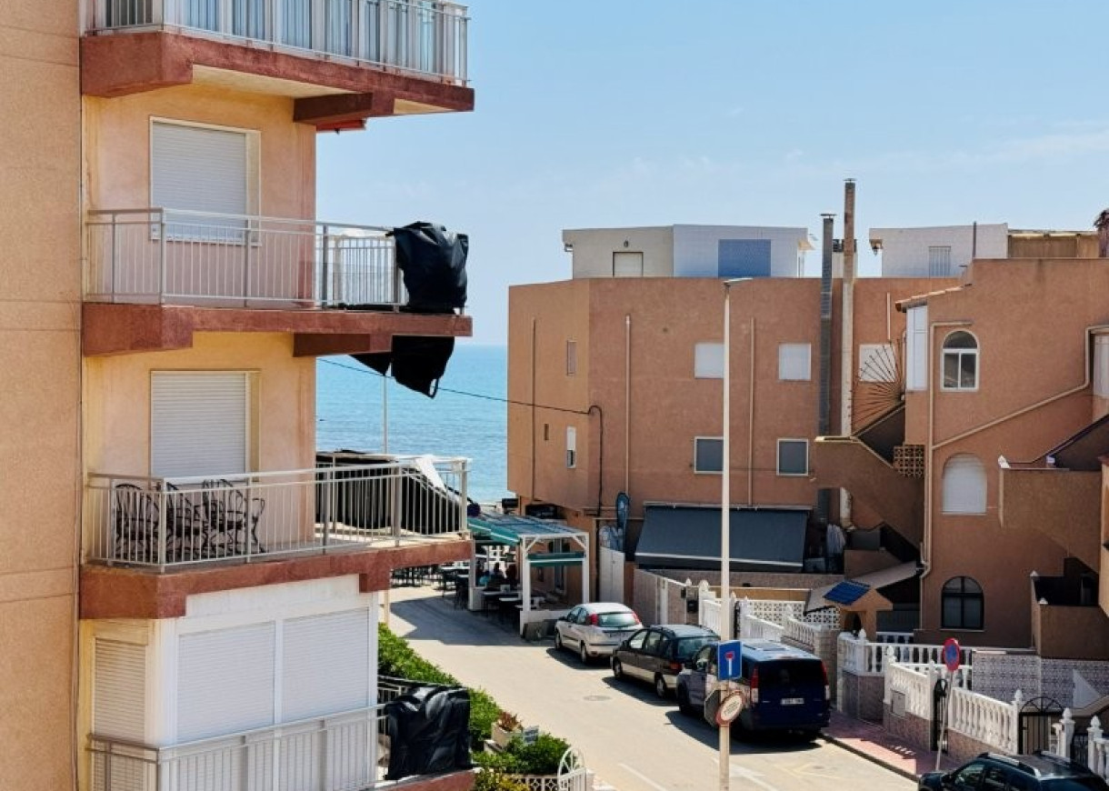 Resale - Apartment - La Mata
