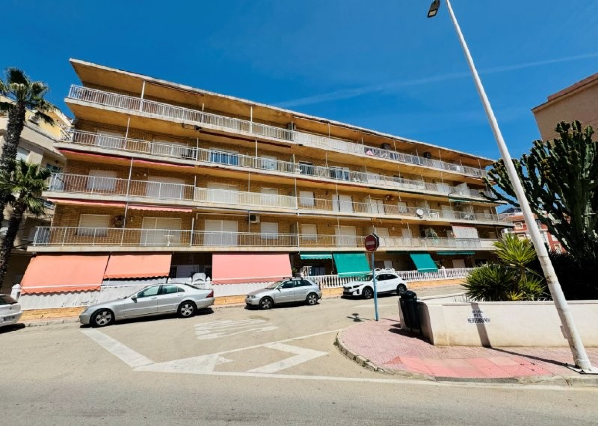 Resale - Apartment - La Mata