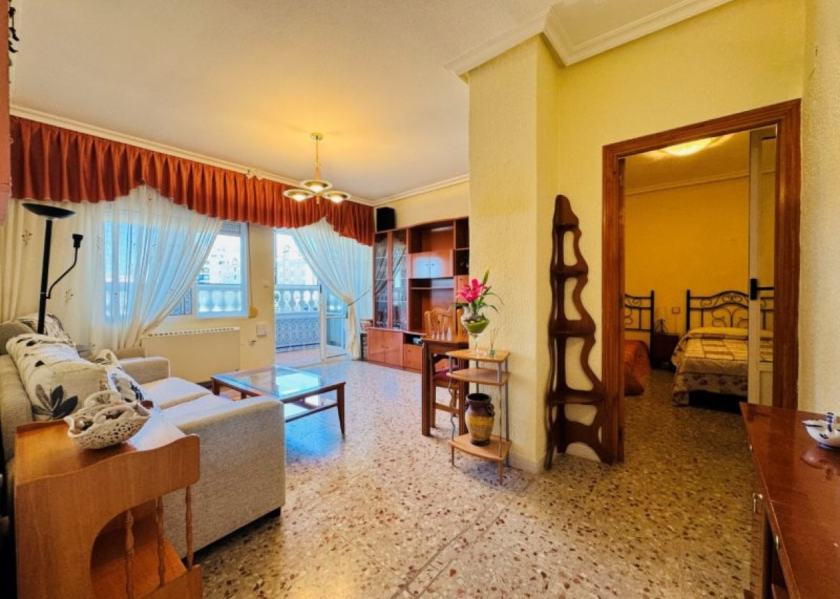 Resale - Apartment - La Mata