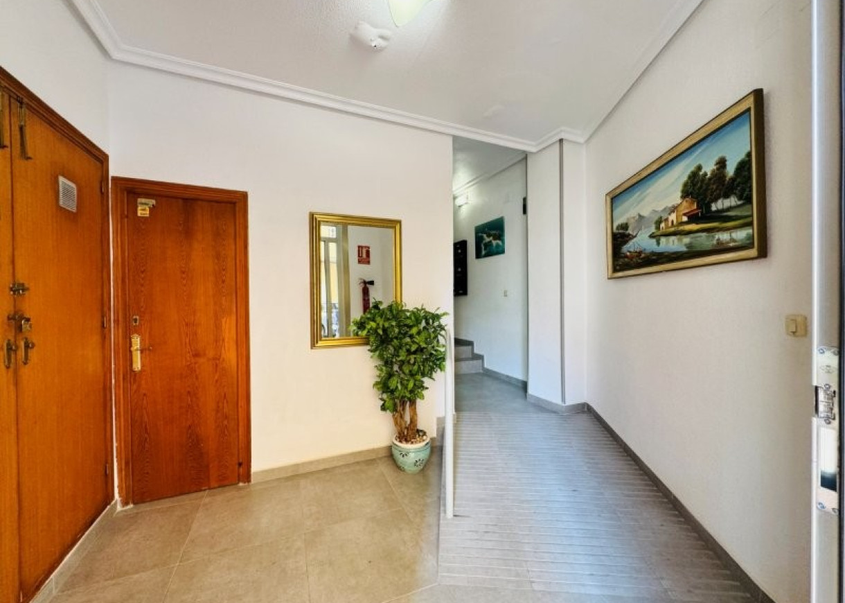 Resale - Apartment - La Mata