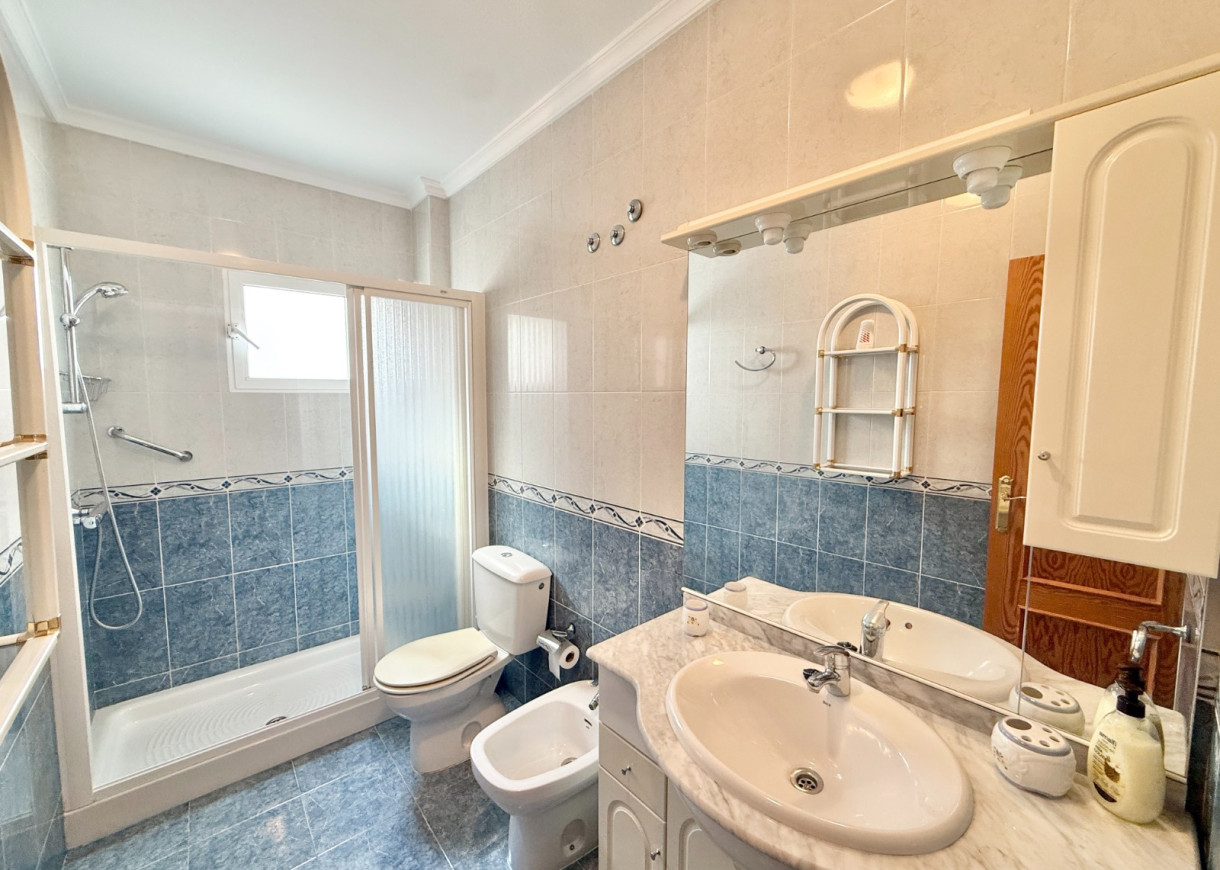 Resale - Apartment - La Mata
