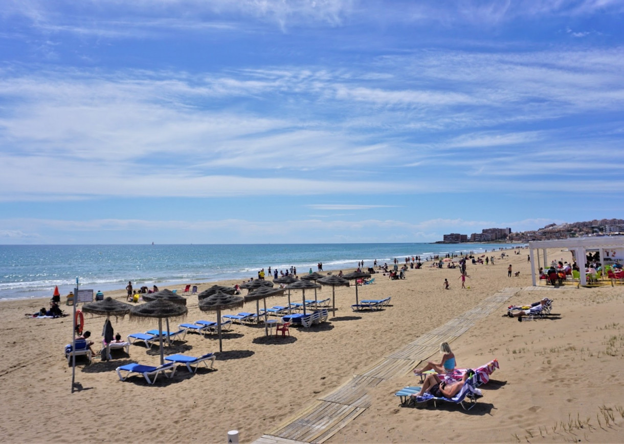 Resale - Apartment - La Mata