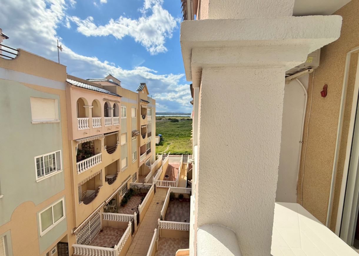 Resale - Apartment - La Mata