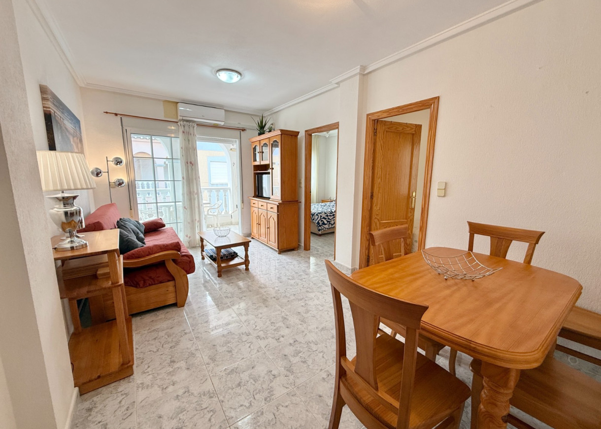 Resale - Apartment - La Mata