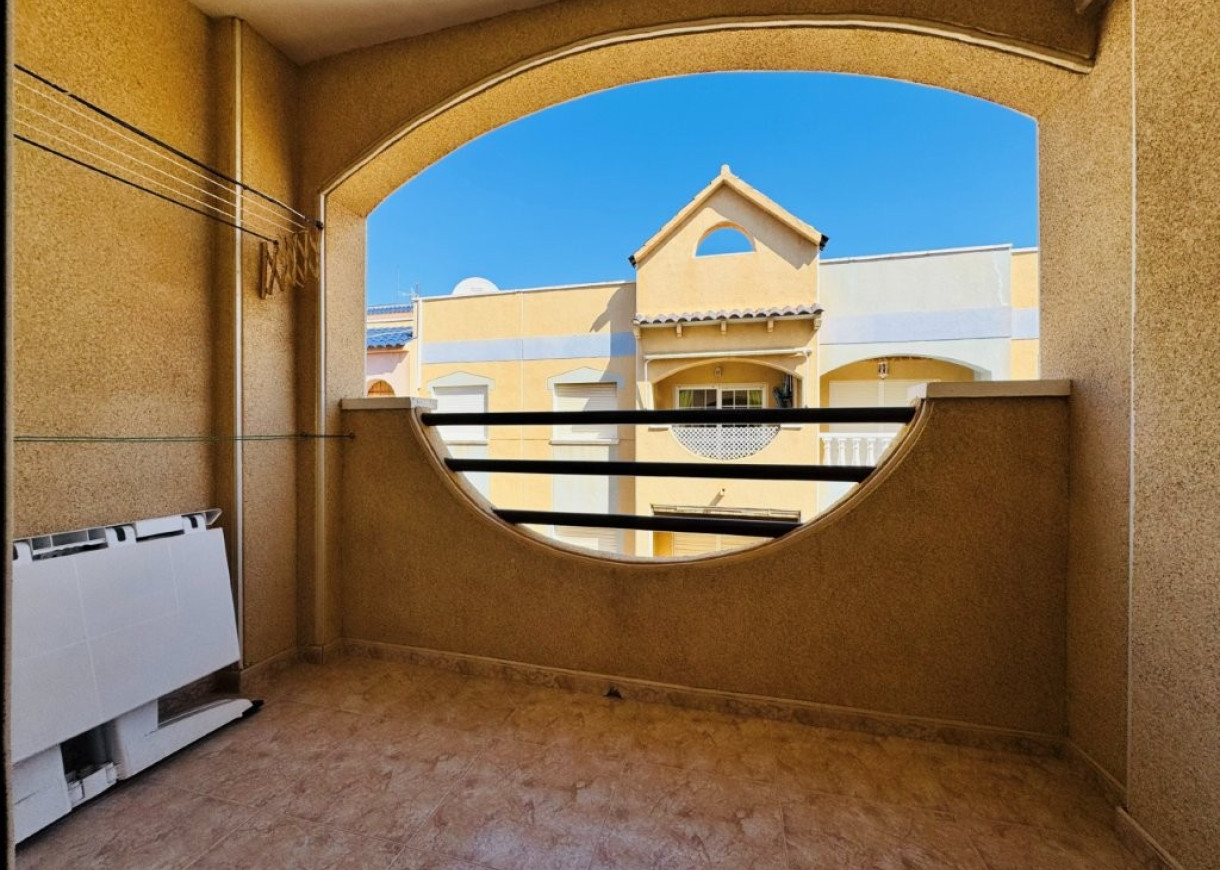Resale - Apartment - La Mata - Torrevista Playa