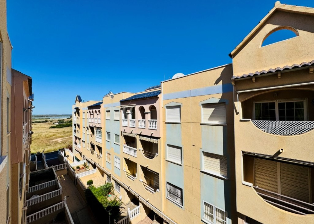 Resale - Apartment - La Mata - Torrevista Playa