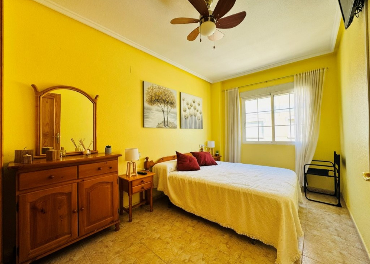Resale - Apartment - La Mata - Torrevista Playa