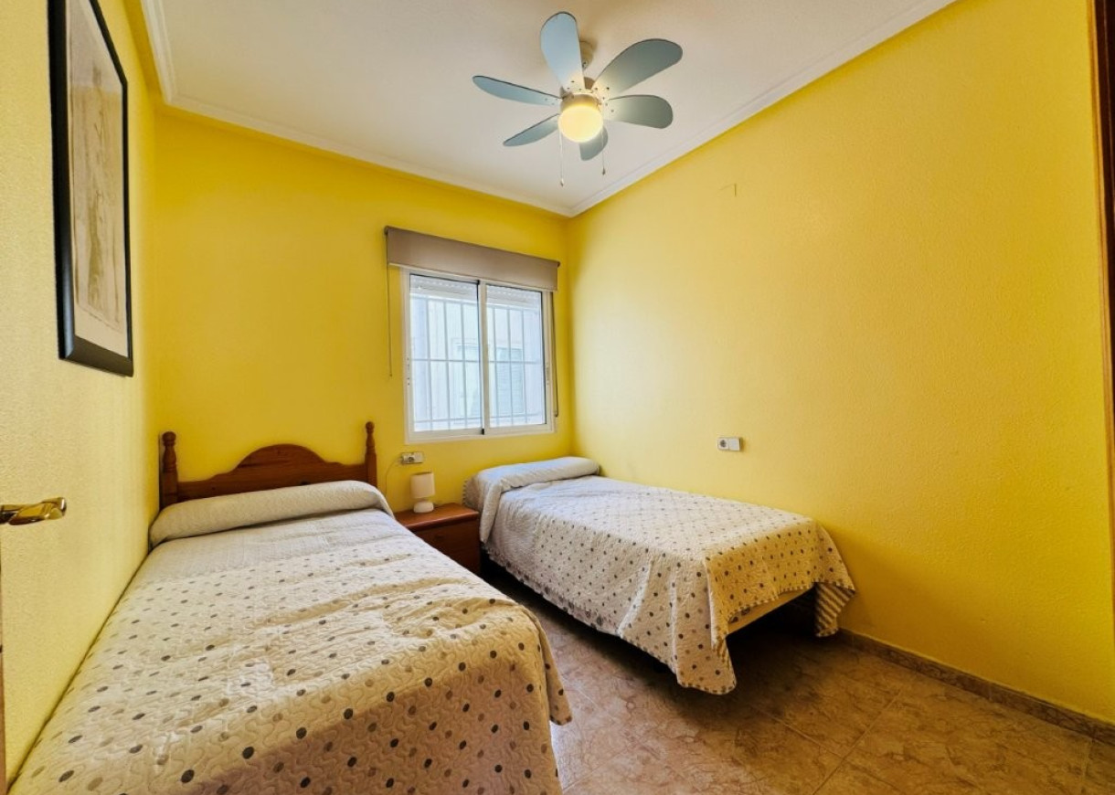 Resale - Apartment - La Mata - Torrevista Playa
