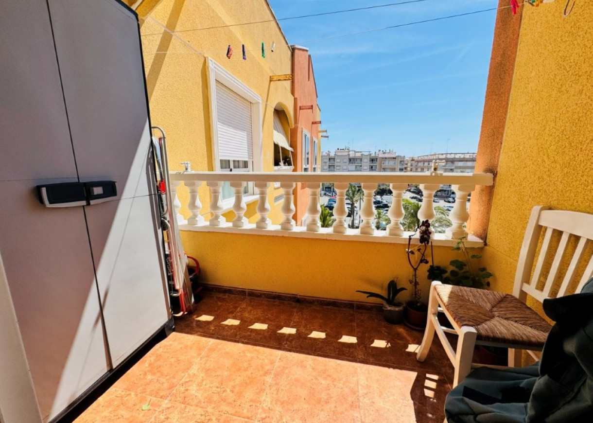 Resale - Apartment - Guardamar del Segura - Pueblo