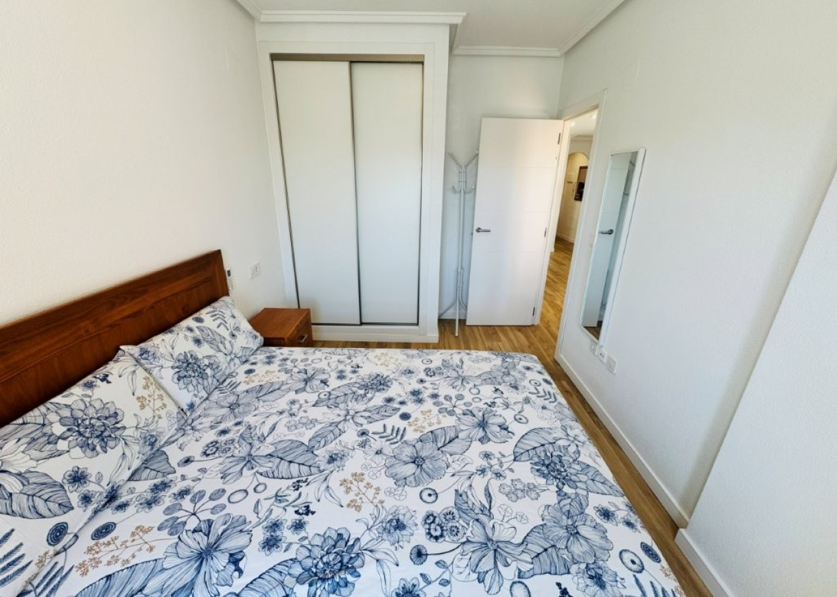 Resale - Apartment - Guardamar del Segura - Pueblo