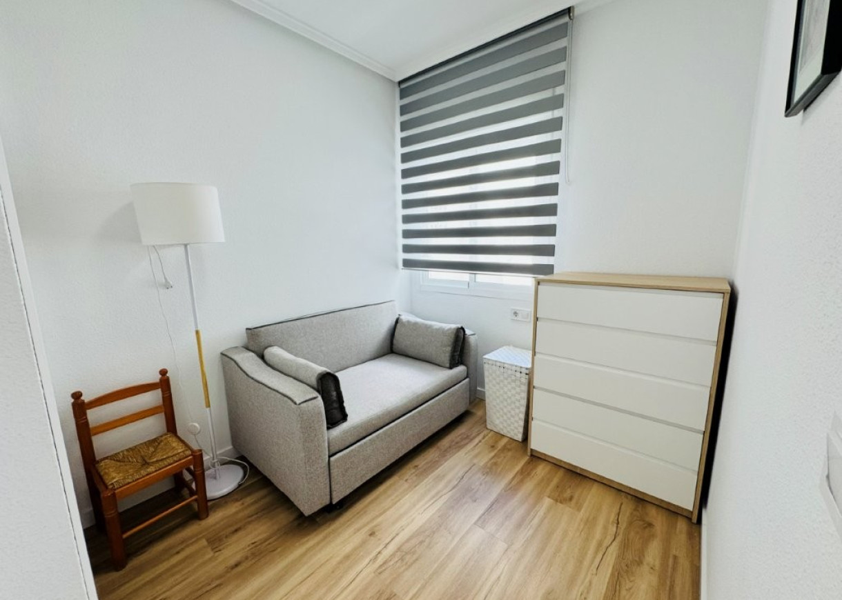 Resale - Apartment - Guardamar del Segura - Pueblo