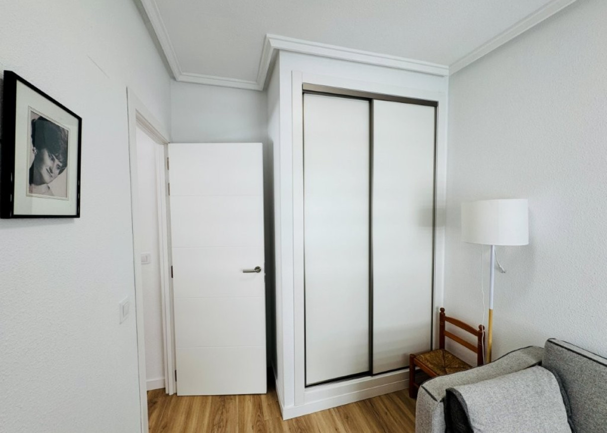 Resale - Apartment - Guardamar del Segura - Pueblo