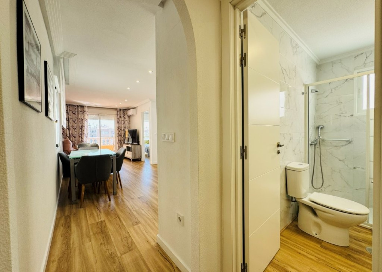 Resale - Apartment - Guardamar del Segura - Pueblo